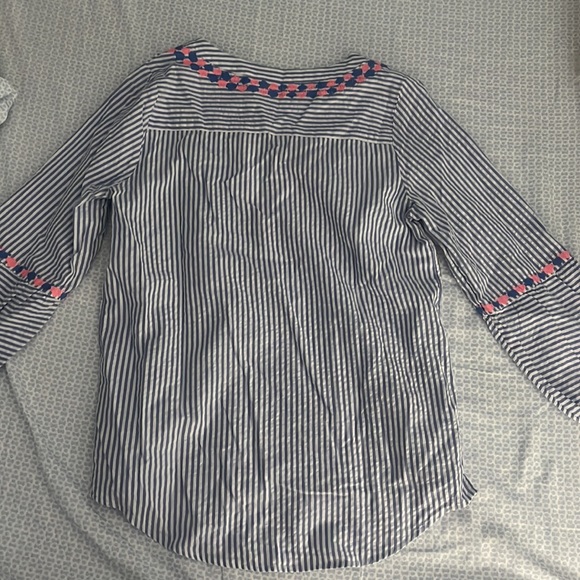 Vineyard vines top - Picture 2 of 3